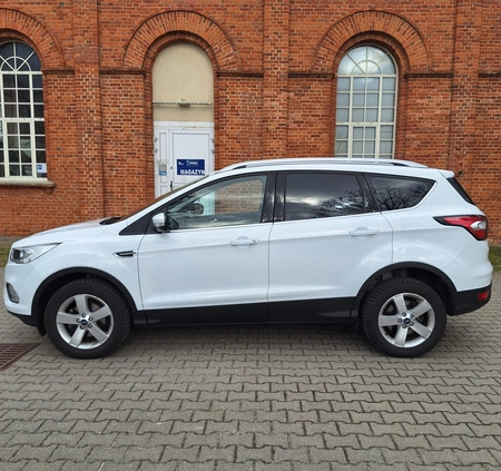 Ford Kuga cena 68900 przebieg: 122500, rok produkcji 2018 z Pabianice małe 562